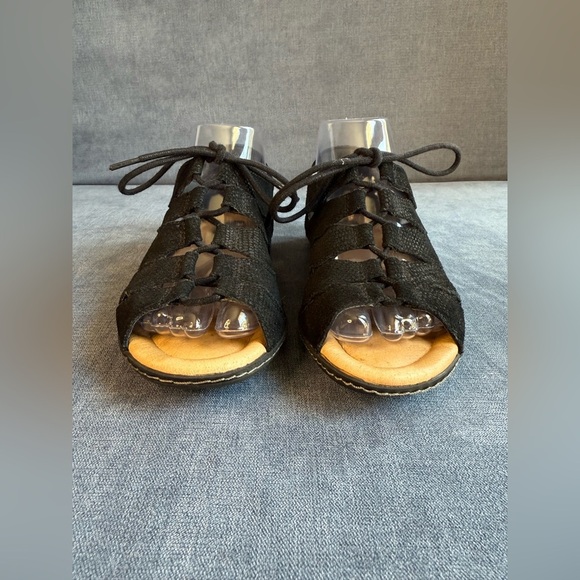 Earth Plover Sandals Shoes Woman’s SZ 7 Black Leather Lace Up Casual Comfort - Picture 3 of 10
